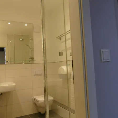 Soelde Ug Гостевой дом Дортмунд