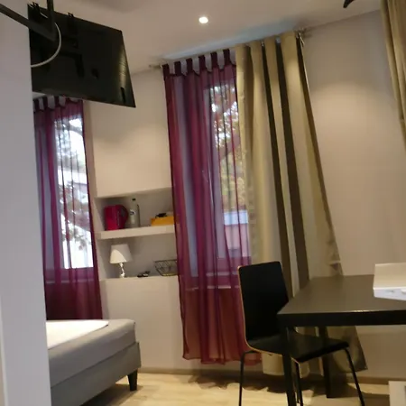 Soelde Ug Гостевой дом Дортмунд